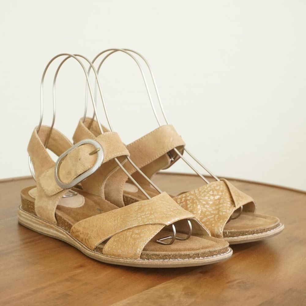 Sofft Beige/Tan Suede Buckle Slingback Sandals